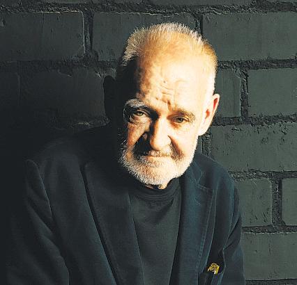 Hungarian filmmaker behind 'Sátántangó'