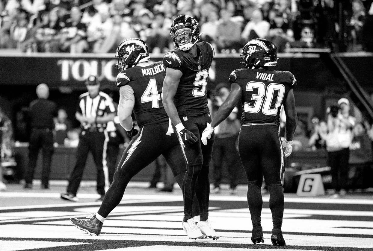 No standing pat for Chargers