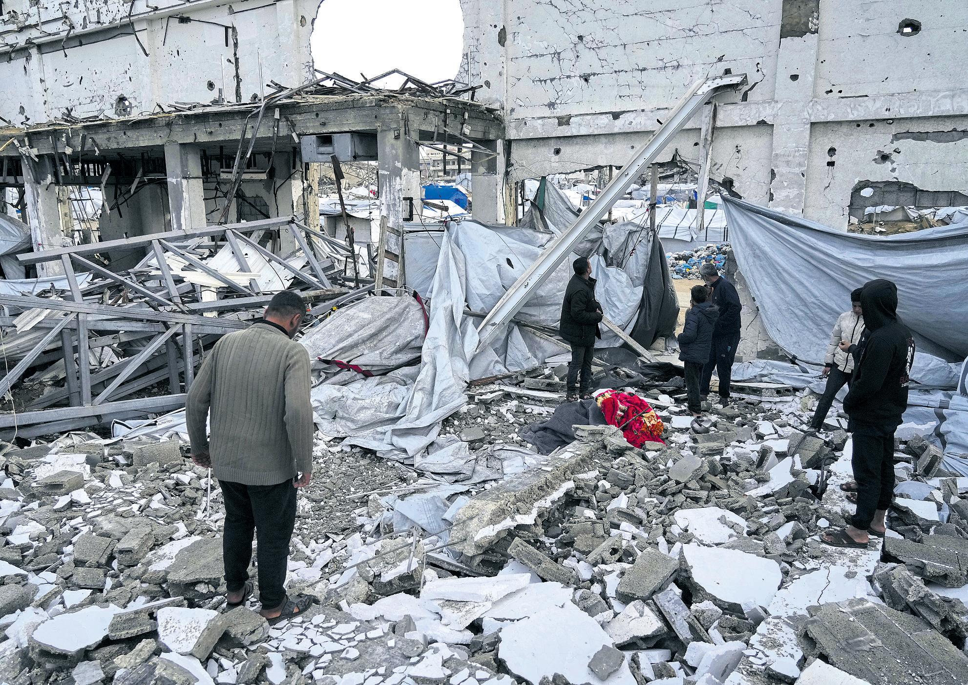 Living conditions worsen for Gazans