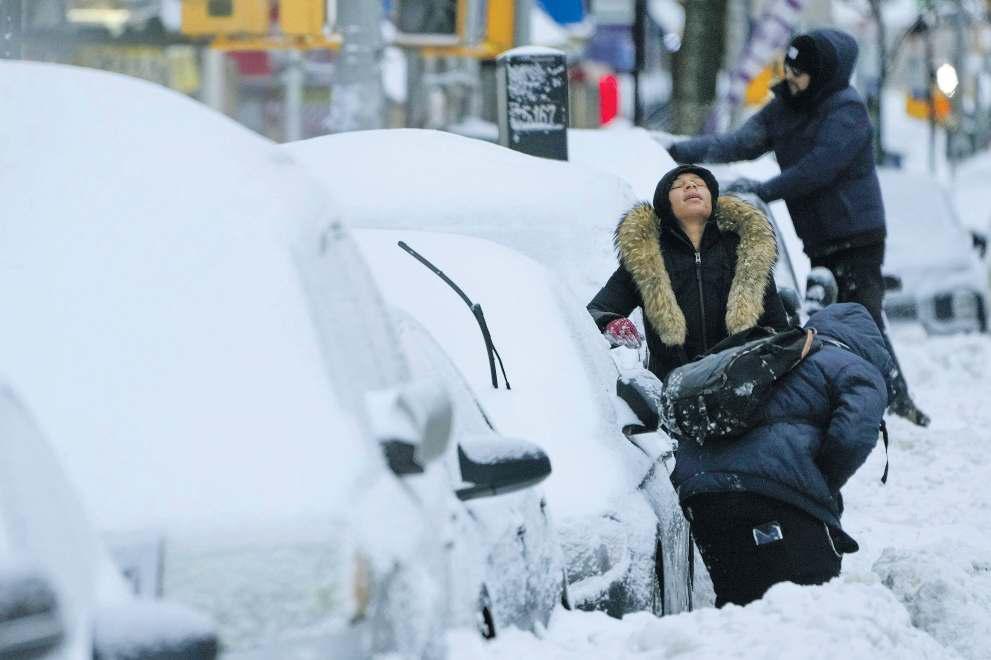 Huge winter storm leaves at least 28 dead