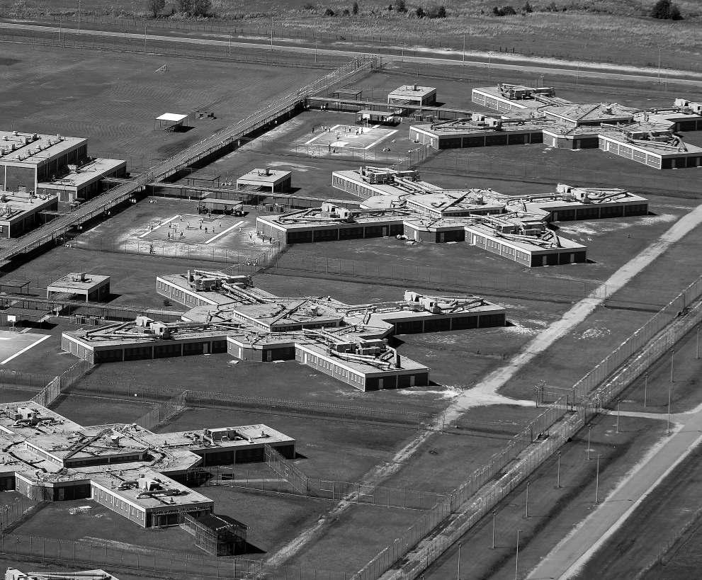 Senators decry rise in ICE detention deaths