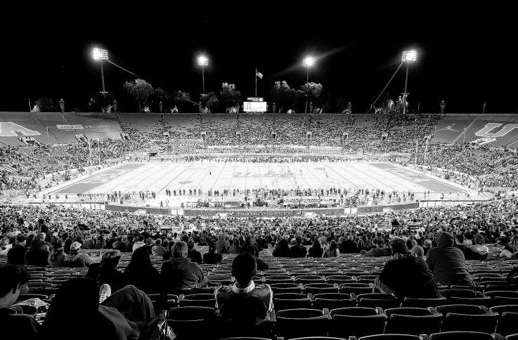 UCLA to play 2026 at Rose Bowl