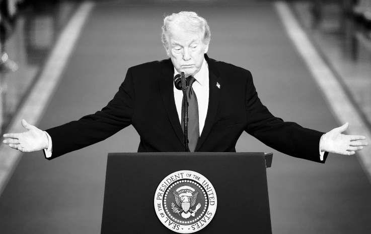Trump facing a slew of crises before address
