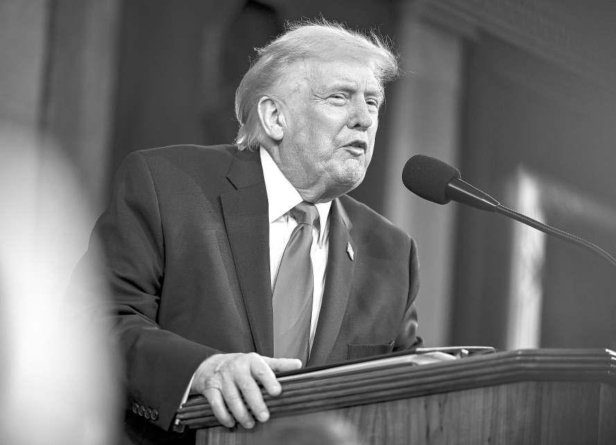Even after reprimand, Trump insults Congress