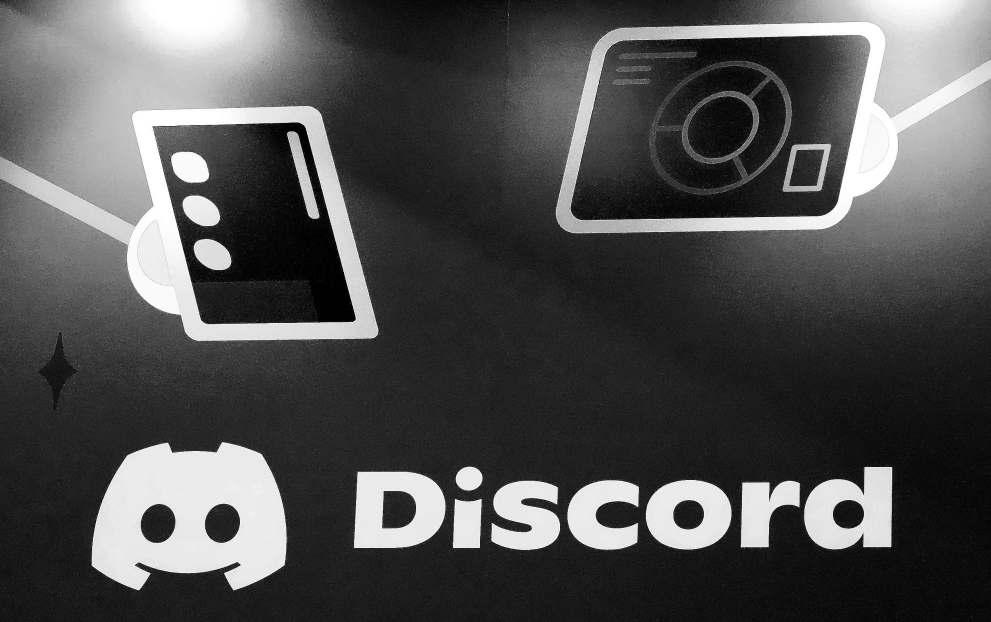 Discord delays rollout of age verification policy