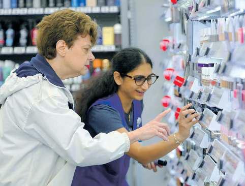 Walmart becomes latest chain to get fancy with in-store beauty experts