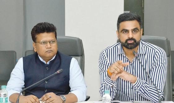 City panel activates 'mission 32' to fix Pune roads