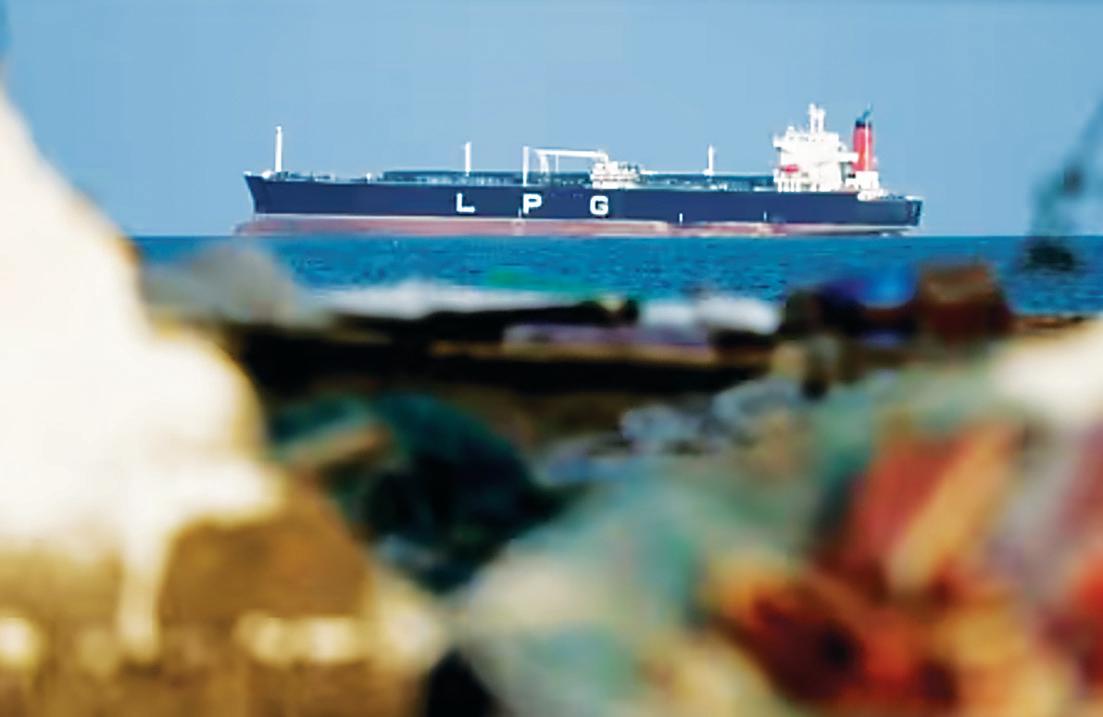 JAPAN, AUSTRALIA: NO PLANS TO SEND SHIPS TO HORMUZ