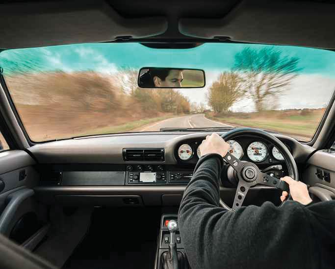 Porsche 911 Carrera (993)