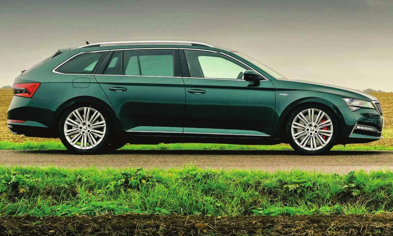 Skoda Superb Sleeper & Mercedes-Benz C63 AMG