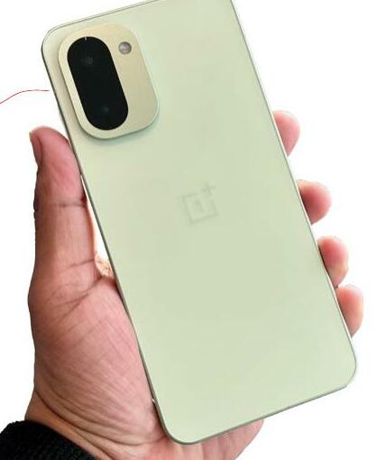 ONEPLUS 15R BALANCING AFFORDABILITY AND PERFORMANCE