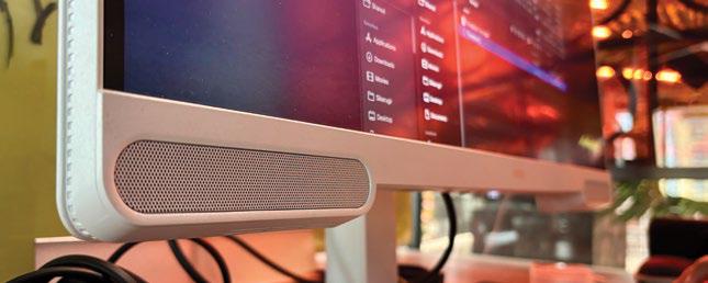 BENQ EW2790U MONITOR DESIGN MEETS FUNCTIONALITY