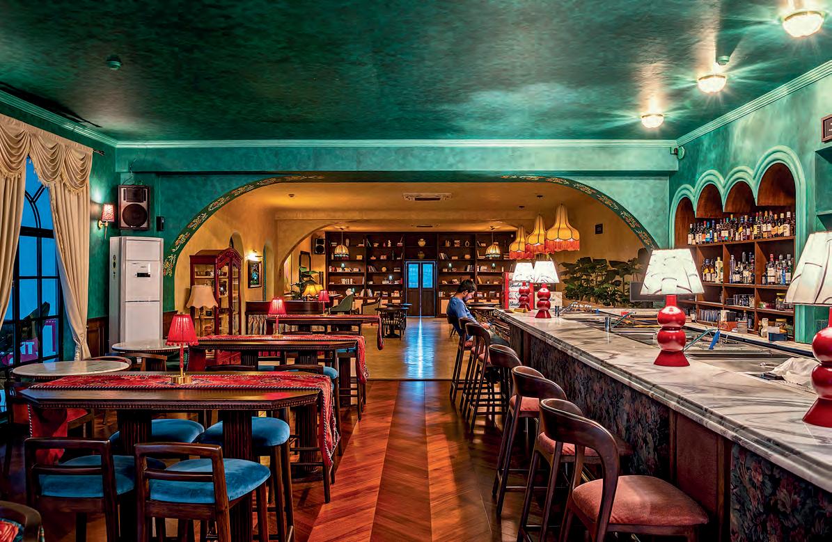 SAVOUR LIFE AT LUCIA