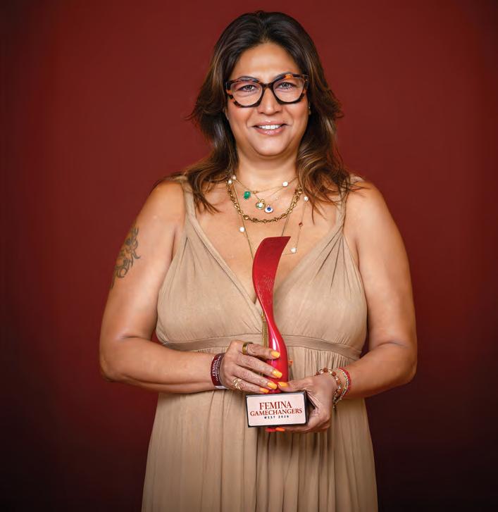 PUNEET B SAINI: CELEBRITY MAKEUP ARTIST & TRAINER