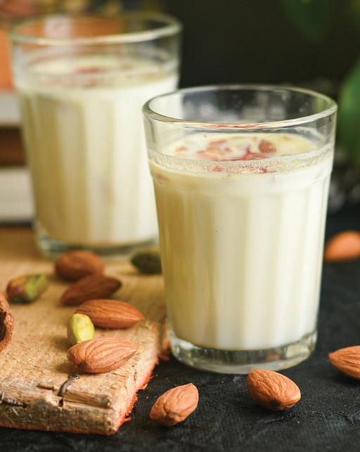 बच्चों के लिए सर्दियों के स्वादिष्ट गरम पेय